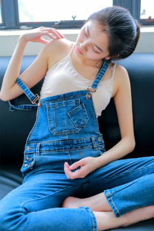 男人和女人在一起肌肌对肌肌的